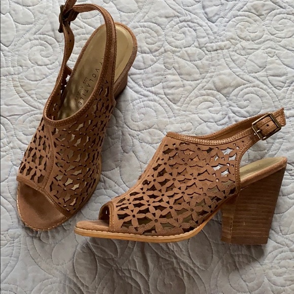 Very Volatile suede shoes - Picture 1 of 2